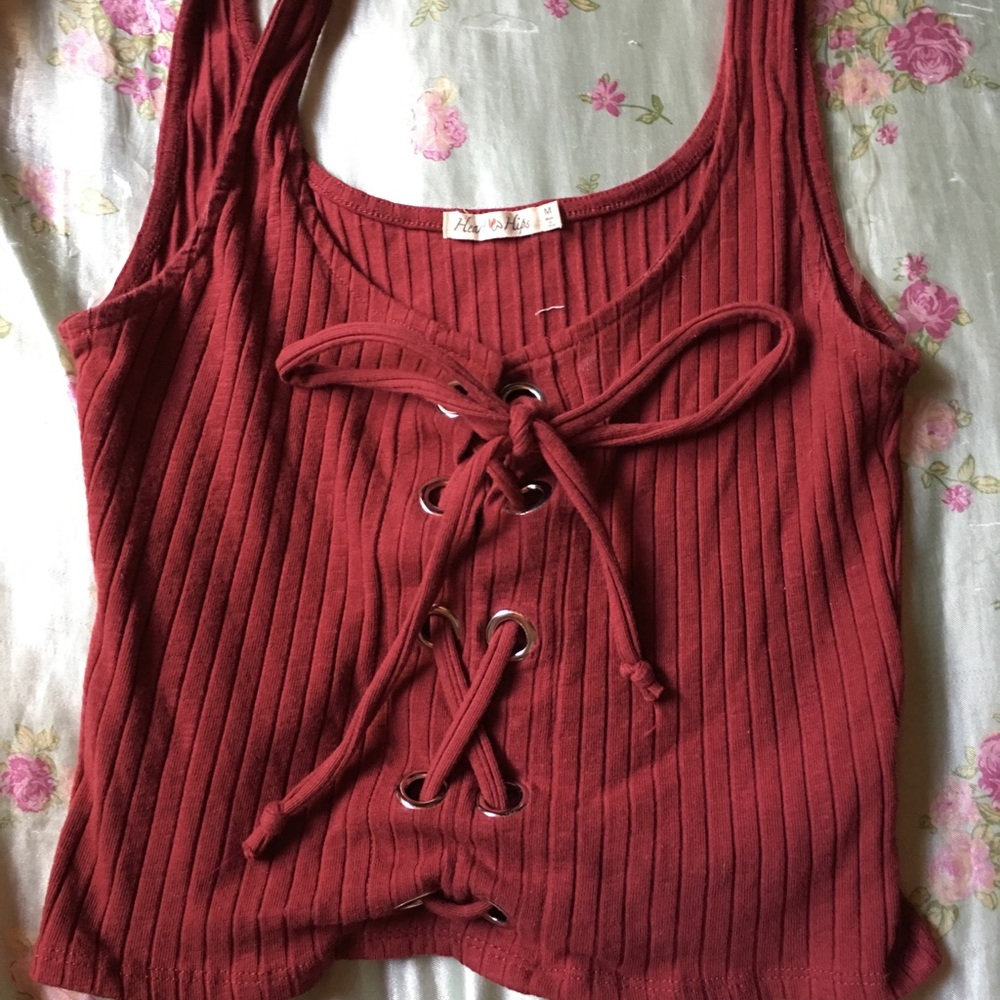 Maroon crop top shirt vest